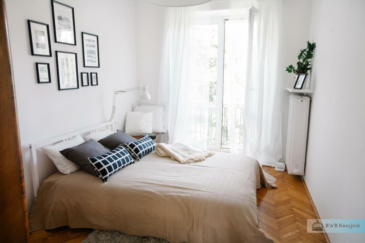 Apartamento Warsaw Concierge Bracka Retro Flat Exterior foto