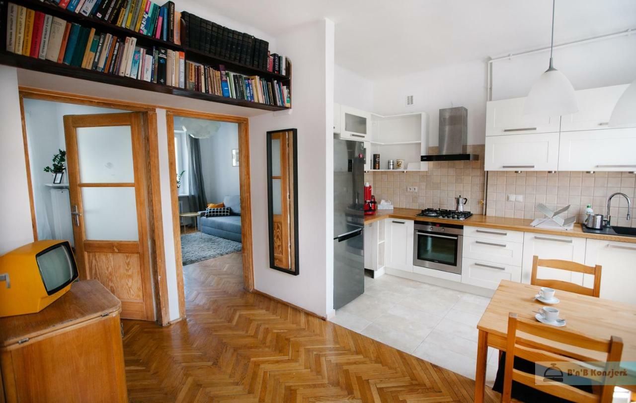 Apartamento Warsaw Concierge Bracka Retro Flat Exterior foto