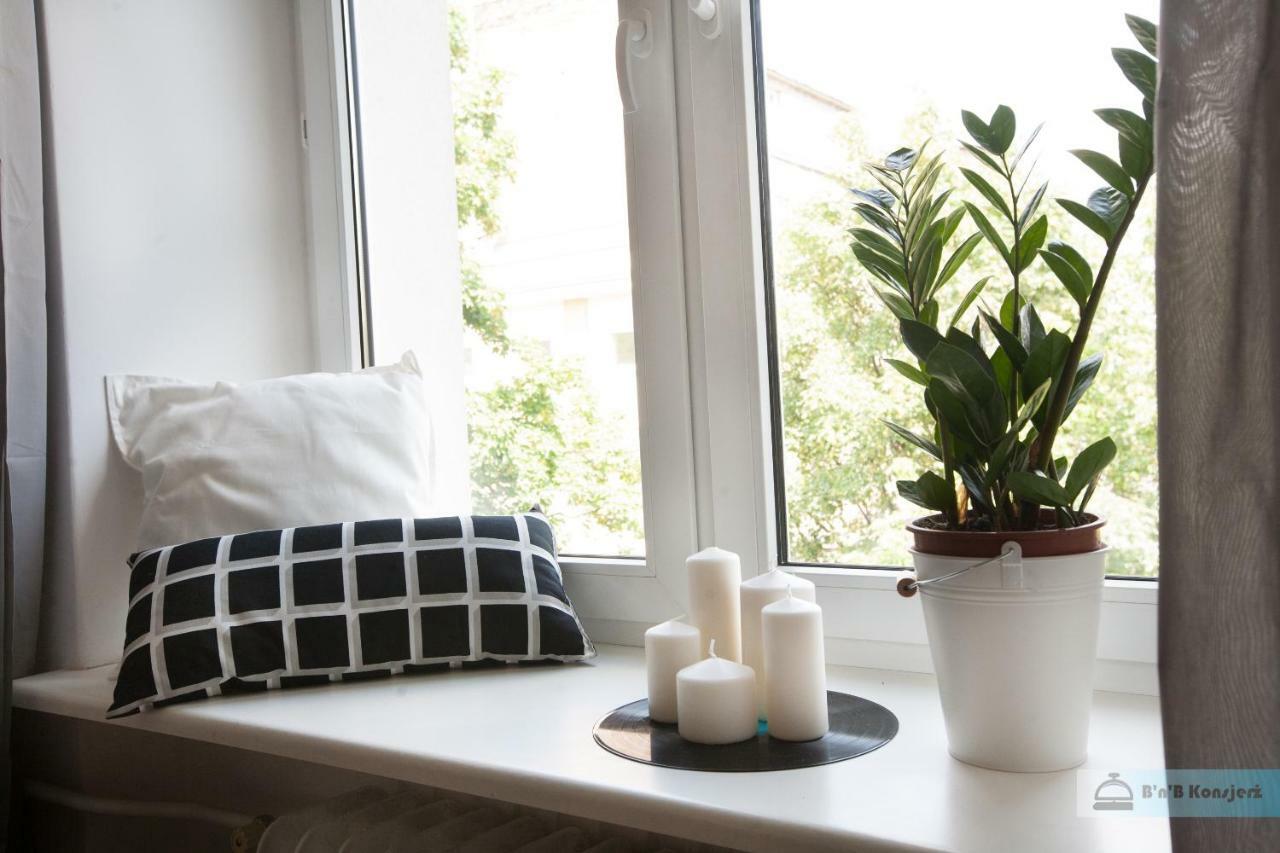 Apartamento Warsaw Concierge Bracka Retro Flat Exterior foto